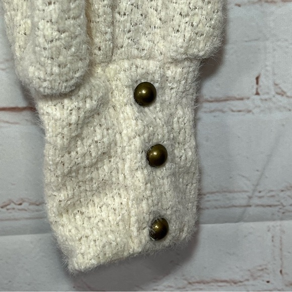 Project Social T Sweater Womens Small Tan Cozy Knit Cropped V Neck Top New - Picture 10 of 10